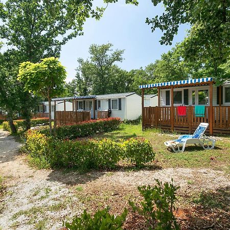 Albatross Mobile Homes On Solaris Camping Fkk-Naturist โปเรช ภายนอก รูปภาพ