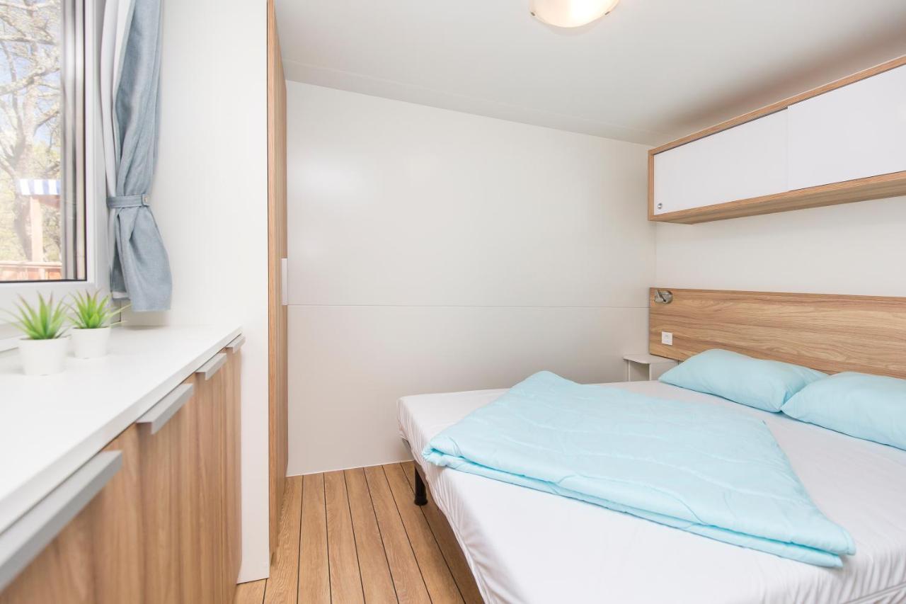 Albatross Mobile Homes On Solaris Camping Fkk-Naturist โปเรช ภายนอก รูปภาพ