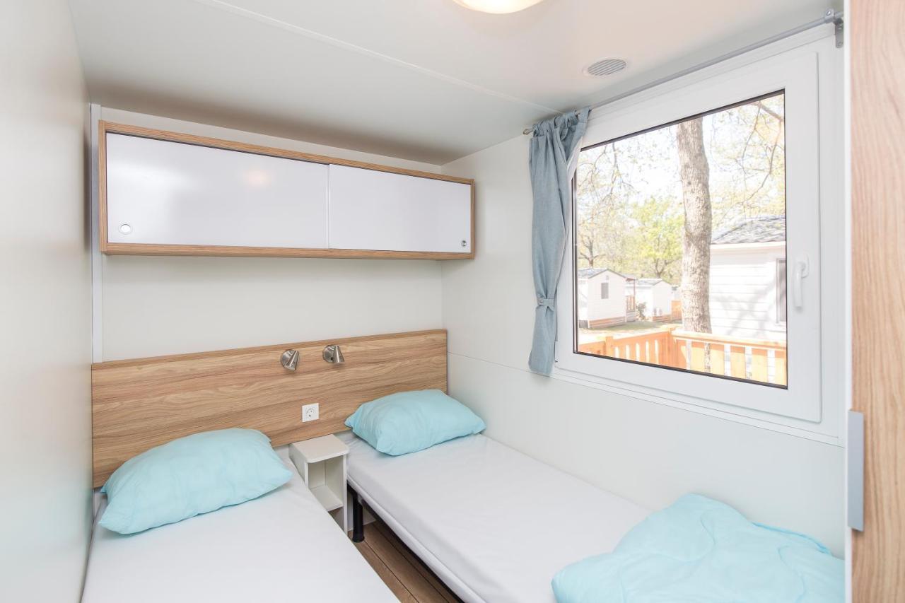 Albatross Mobile Homes On Solaris Camping Fkk-Naturist โปเรช ภายนอก รูปภาพ